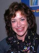 How tall is Claudia Wells?